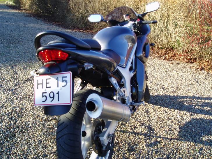 Suzuki SV 650S (SOLGT) billede 4