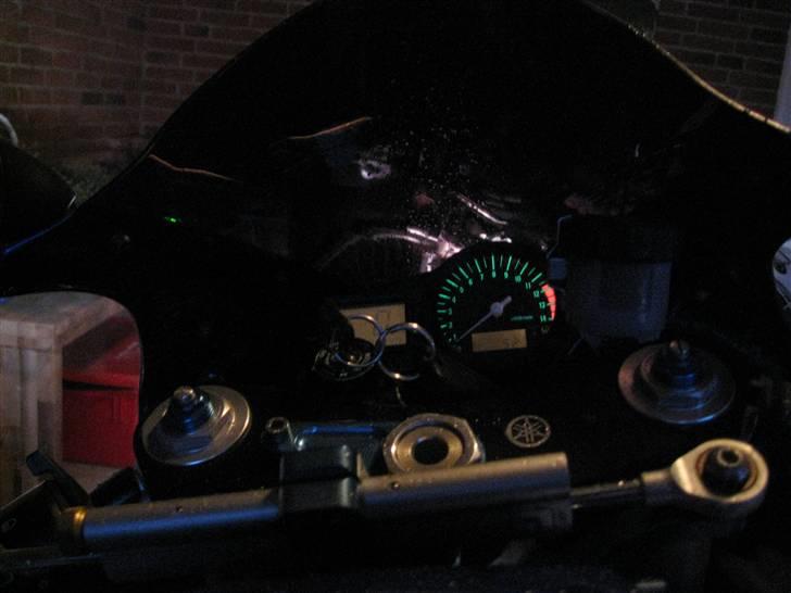 Yamaha YZF R1 billede 14