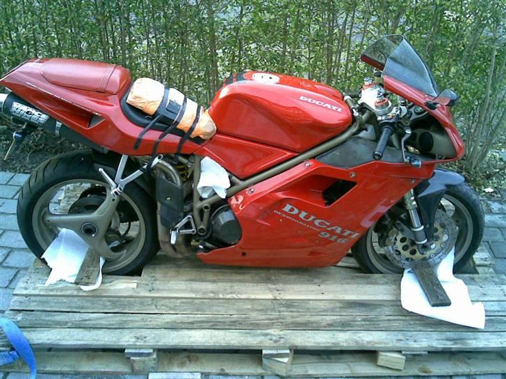 Ducati 916 - Kærlighed ved første blik billede 5