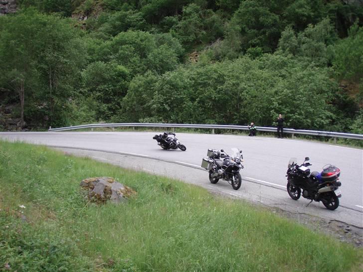 Yamaha TRX 850 solgt - leger i norge billede 18