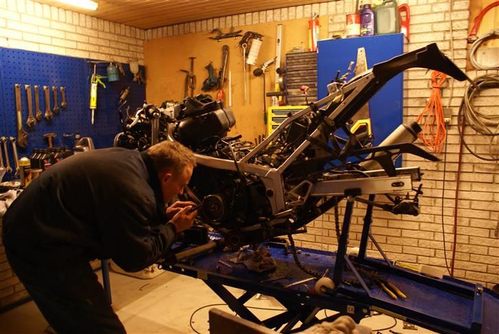 Suzuki Gsx-r 750 *SOLGT* billede 5