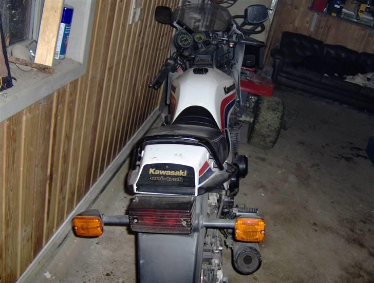 Kawasaki GPz 750 solgt billede 5