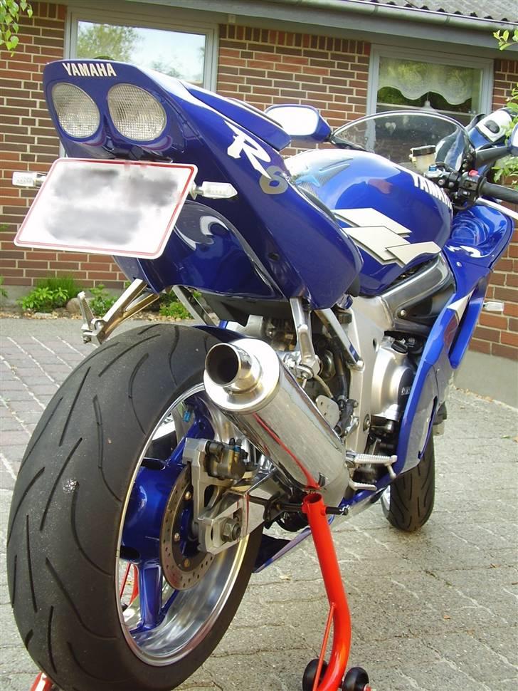 Yamaha R6 billede 1