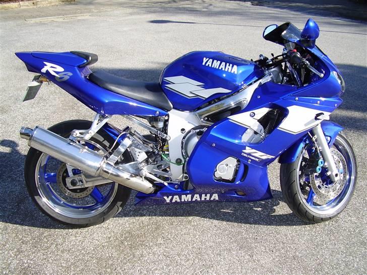 Yamaha R6 billede 11