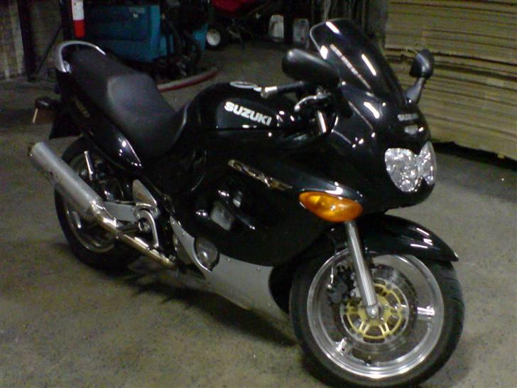 Suzuki gsx 750f  *SOLGT* billede 1