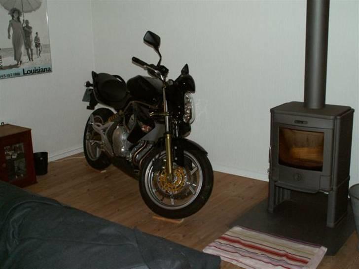 Kawasaki Er 6n - Nu er den endelig inde i varmen.... billede 8