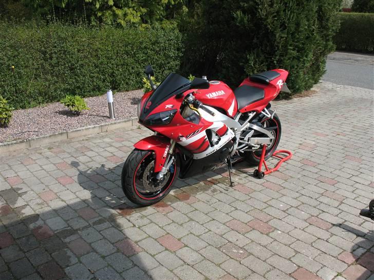 Yamaha R1 solgt billede 2