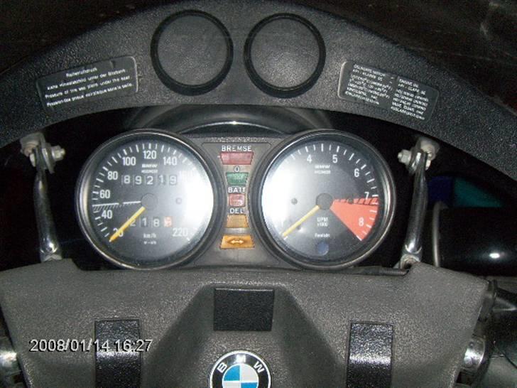 BMW R100s Solgt - Jeg har siden fået monteret ur samt voltmeter i kåben. billede 5
