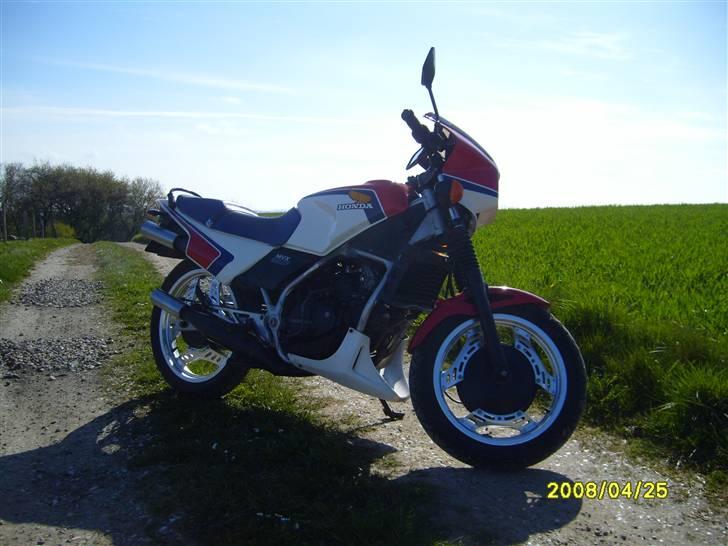 Honda MVX 250 F - (Solgt) billede 8