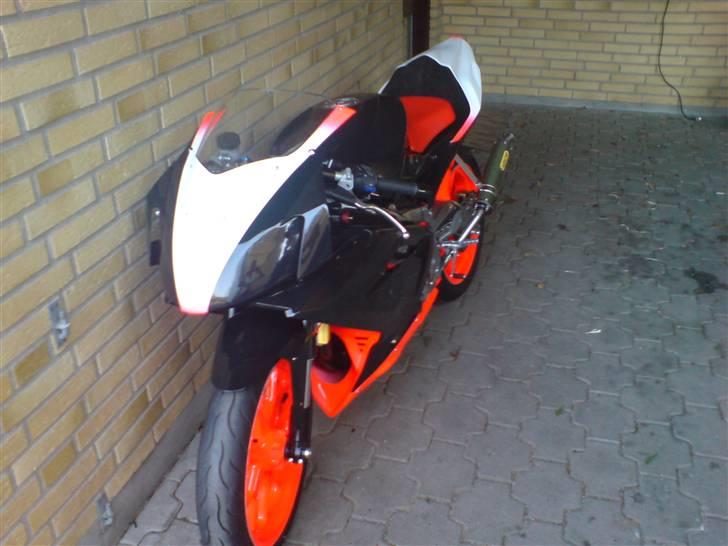 Aprilia RS 125R "SOLGT" billede 3