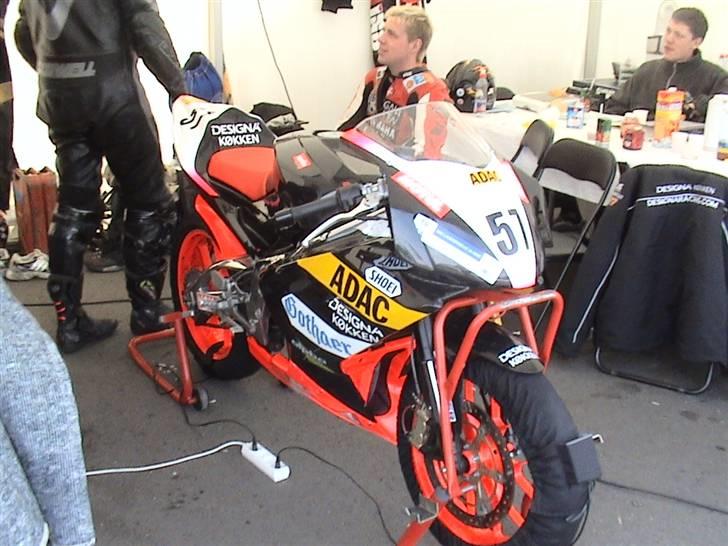 Aprilia RS 125R "SOLGT" billede 10