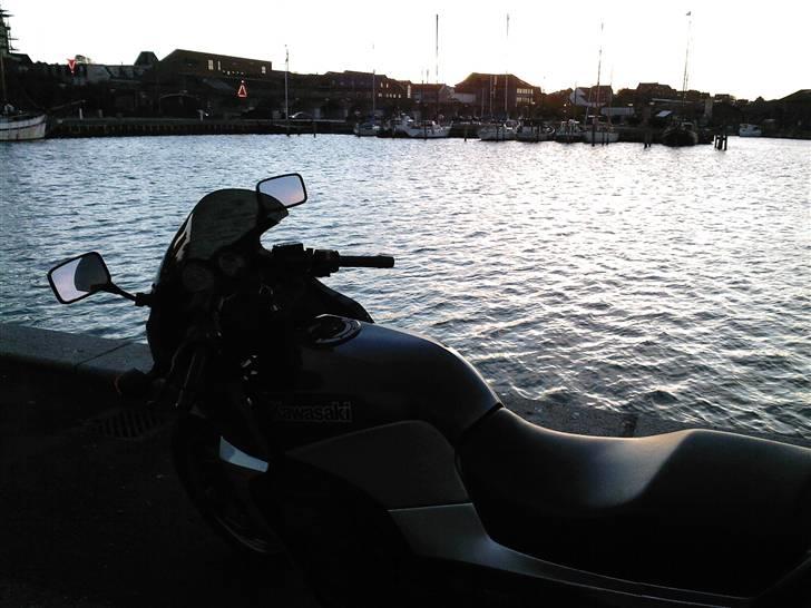 Kawasaki Gpz 900 R billede 6