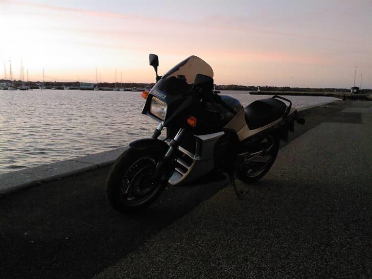 Kawasaki Gpz 900 R billede 7