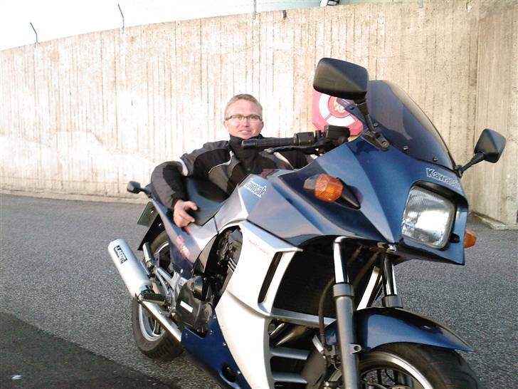 Kawasaki Gpz 900 R - mig og min gpz`er en iskold efterårsdag billede 8