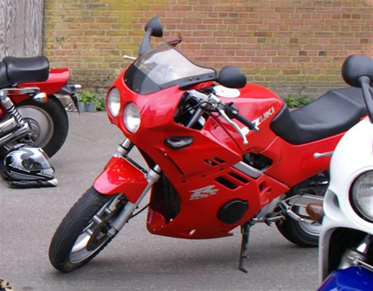 Suzuki GSX-R 250 *solgt* billede 8