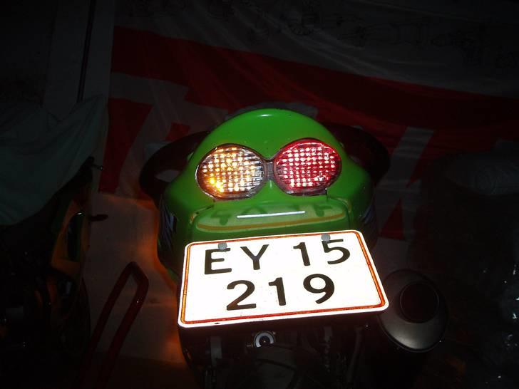 Kawasaki zx9r - blink i baglygten, så slipper man for at ha dem ´strittende´ ud til siden. billede 13
