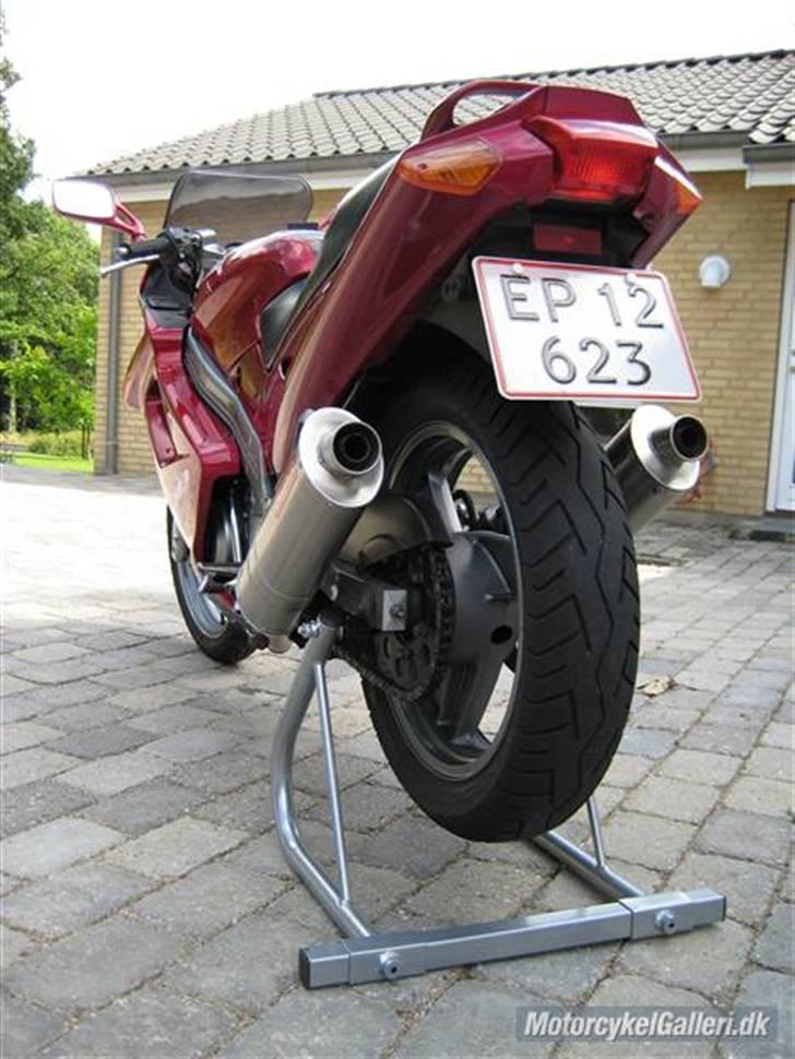 Kawasaki ZZR 250 CCM *SOLGT* billede 4