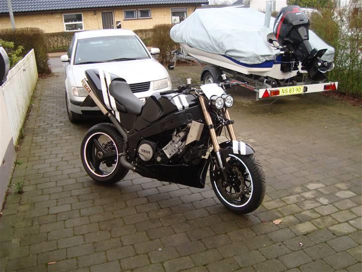 Yamaha fzr 1000 streetfighter  - ja sådan så den ud da jeg købte den billede 1