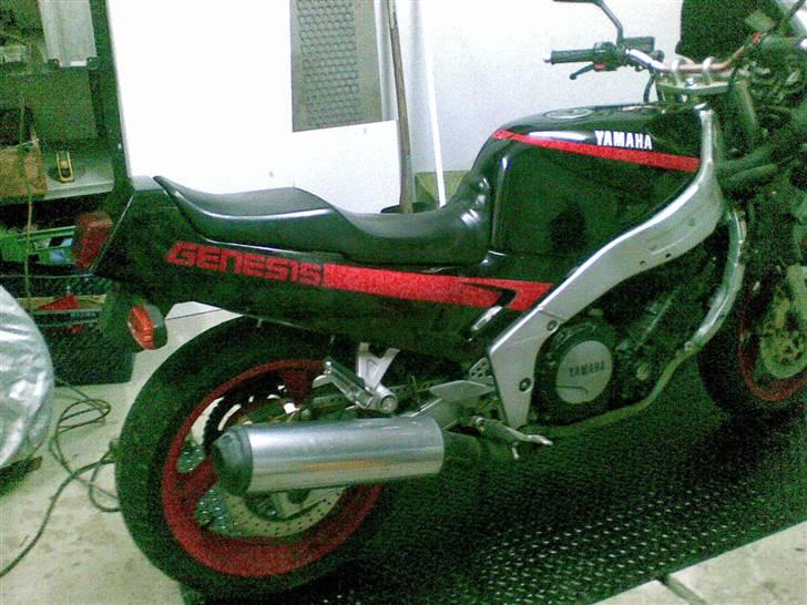 Yamaha fzr 1000 streetfighter  - manglede også en del kåber billede 3