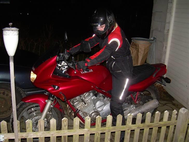 Yamaha XJ 600 - SOLGT - - Det er lige før at man fælder en lille tåre... billede 9