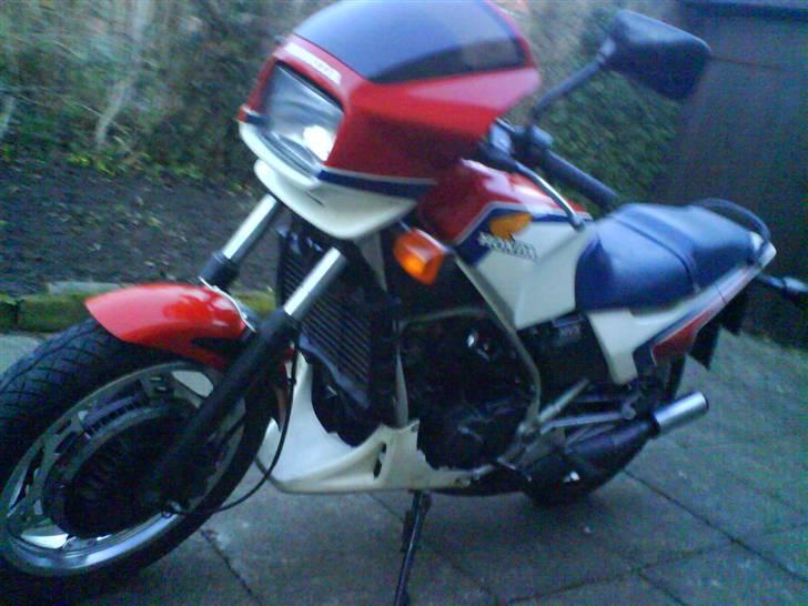 Honda MVX 250 F *skrottet* billede 1