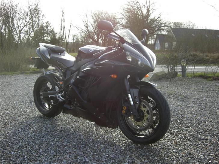 Yamaha R1 RN12 billede 4