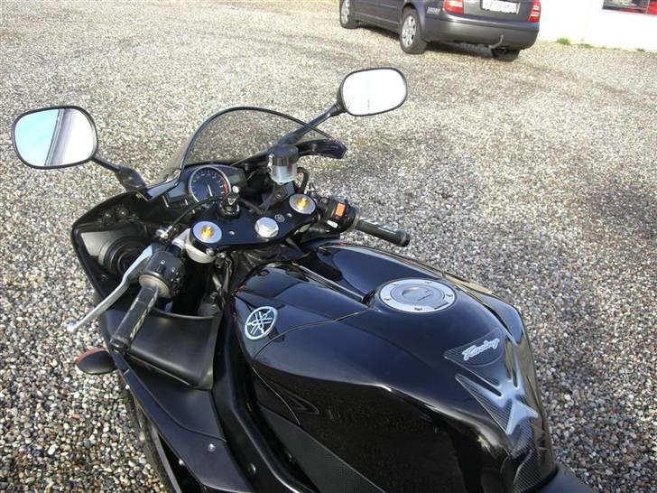 Yamaha R1 RN12 billede 8