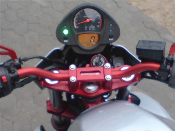 Kawasaki ER6n  meget død billede 4