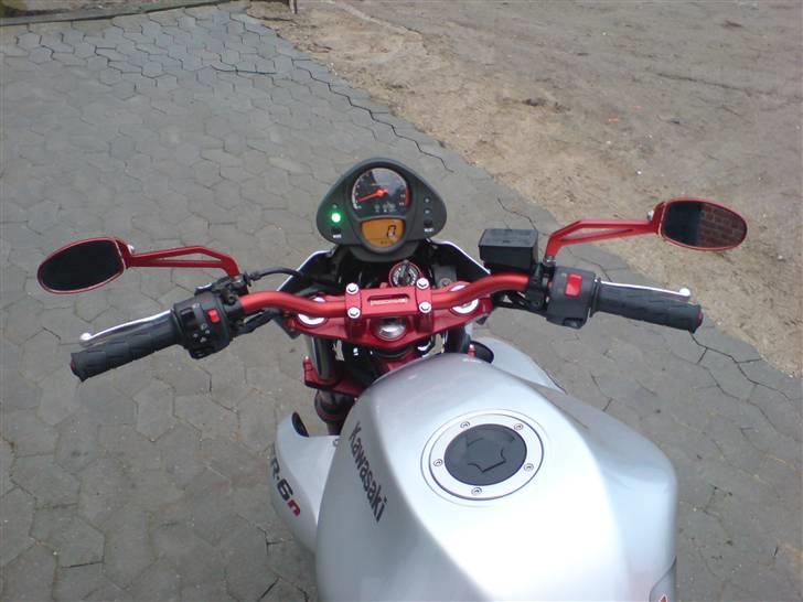 Kawasaki ER6n  meget død billede 5