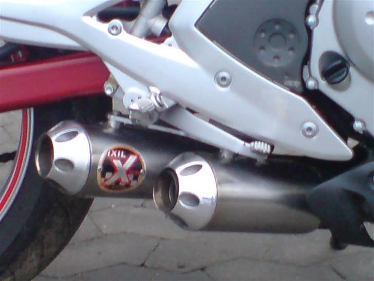 Kawasaki ER6n  meget død - de lyder kanon;) billede 6