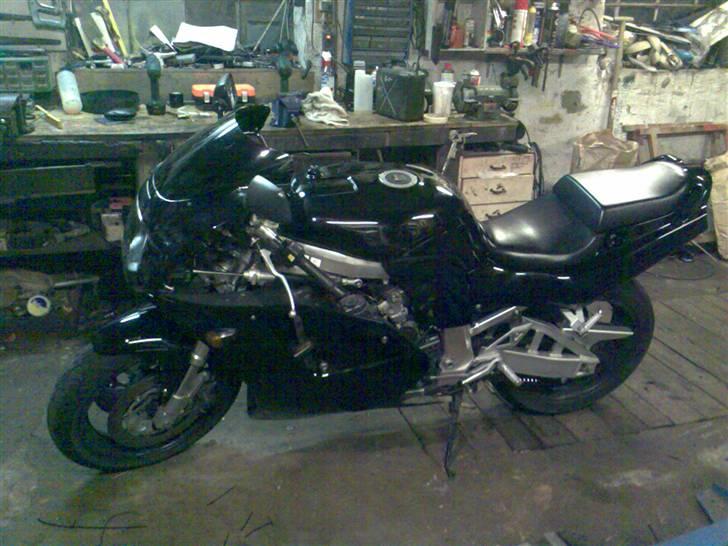 Suzuki gsx-r 750 (solgt) billede 3