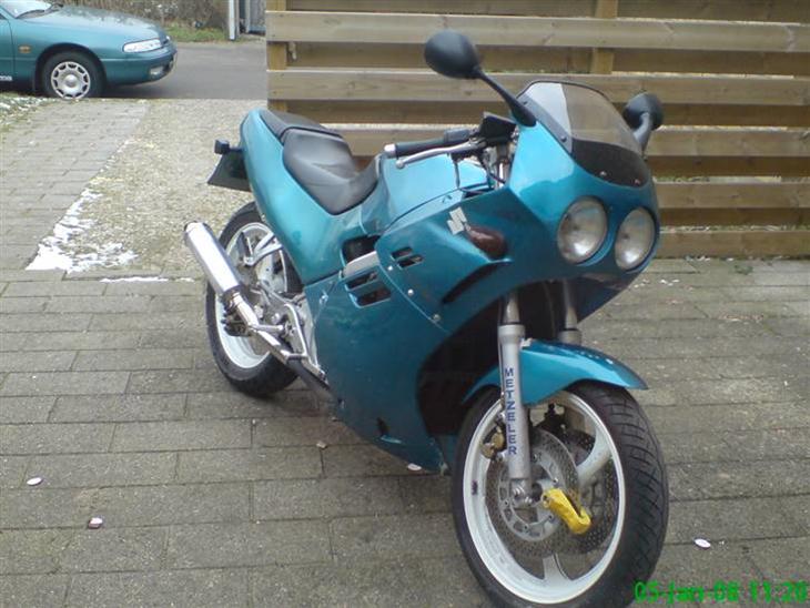 {{currentPhoto.altText}} billede {{currentPhoto.number}}