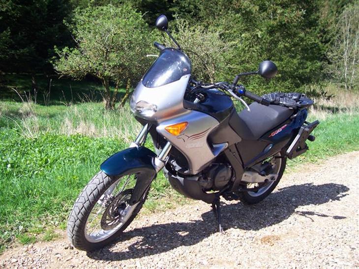 Aprilia Pegaso 650 ie billede 1