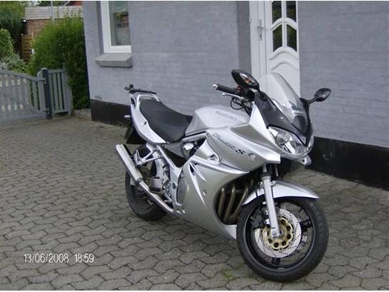 Suzuki GSF 600 Bandit - Min MC fra siden billede 1