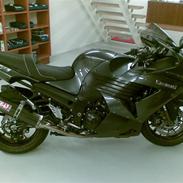 Kawasaki ZZR 1400 (solgt)