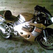 Suzuki gsx-r