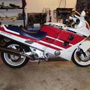 Honda cbr 1000 f  