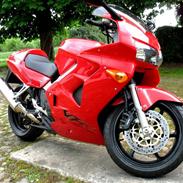 Honda VFR800FI