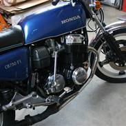 Honda CB 750 F2