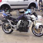 Kawasaki z1000