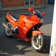 Honda vfr 750 f rc24  solgt