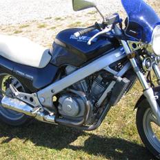 Honda NTV 650 Revere *SOLGT*