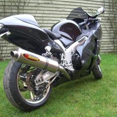 Suzuki GSX1300R Hayabusa   :Dark