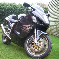 Suzuki GSX1300R Hayabusa   :Dark