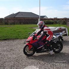 Honda CBR 600 R