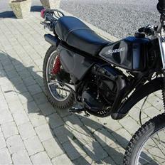 Suzuki TS185 ER *Solgt*