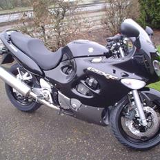 Suzuki GSX 750 F