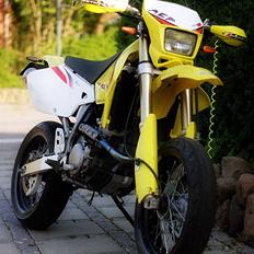 Suzuki DR-Z 400 SM