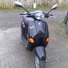 Vespa ET4