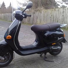 Vespa ET4